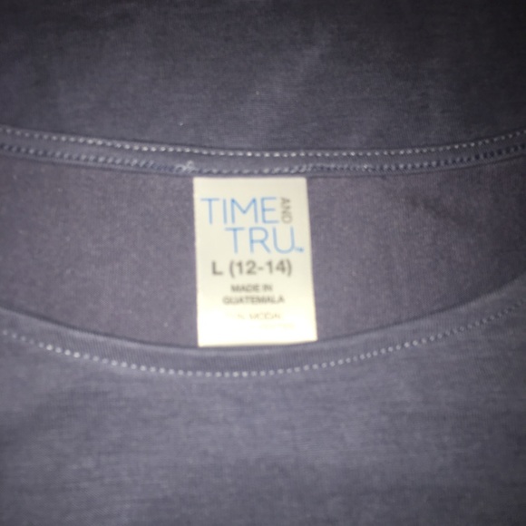 Time and Tru Ruffle Top - Picture 4 of 8